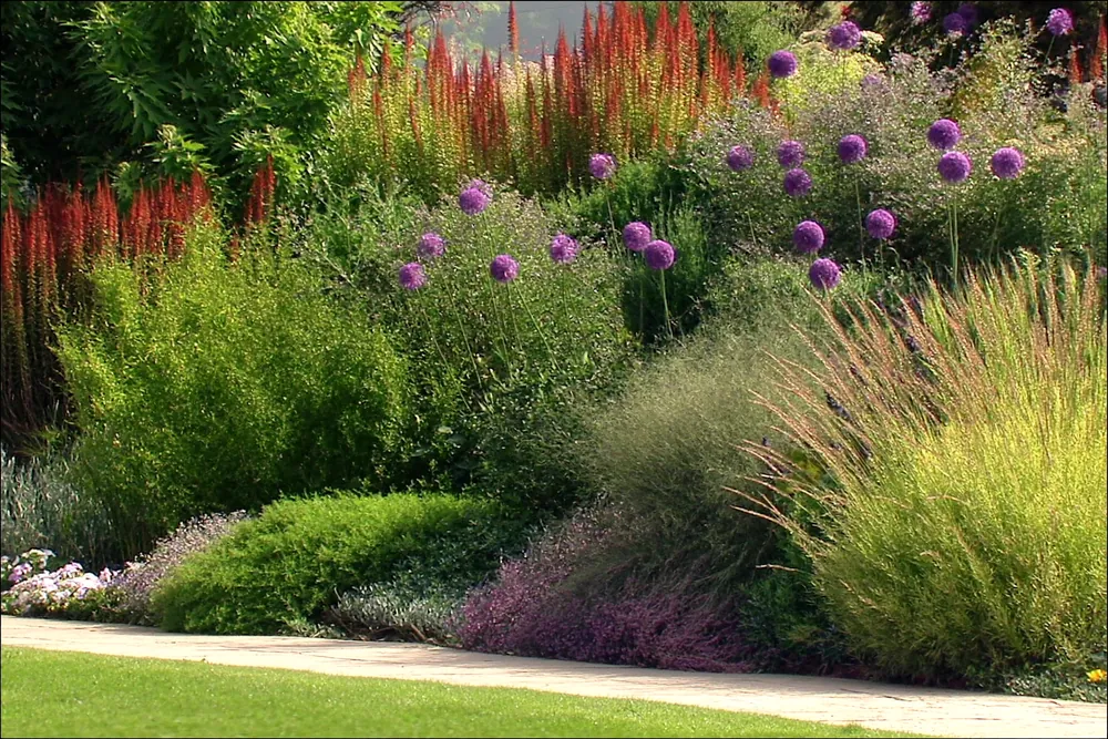 Great Dixter: il giardino inglese che ha rivoluzionato l'arte del paesaggismo